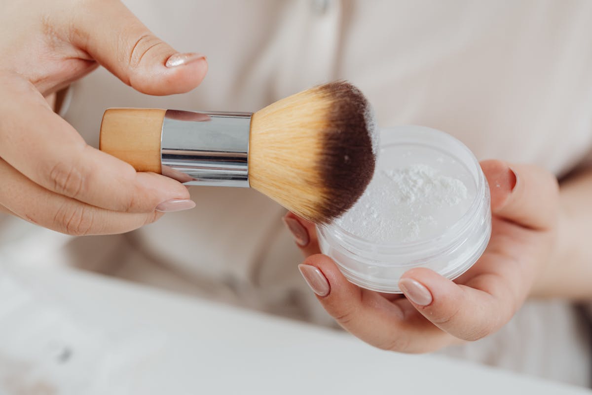 Sérum cosmétique pour peau grasse en flacon